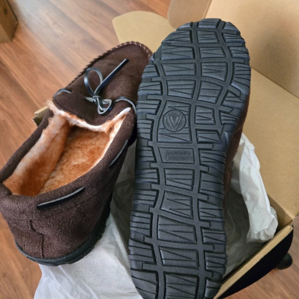 Mens house slippers